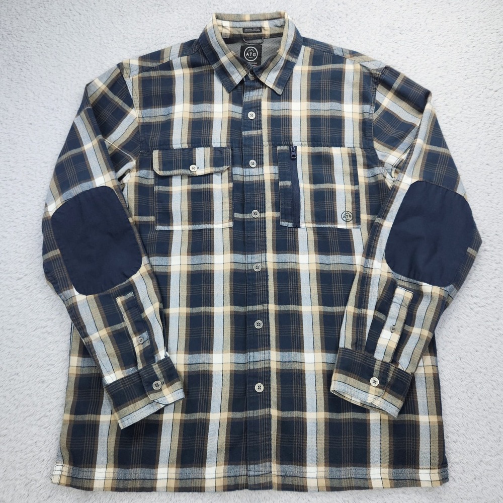 Wrangler ATG Shirt Mens Medium Blue Plaid Flannel Zip Pocket Outdoor Button Up
